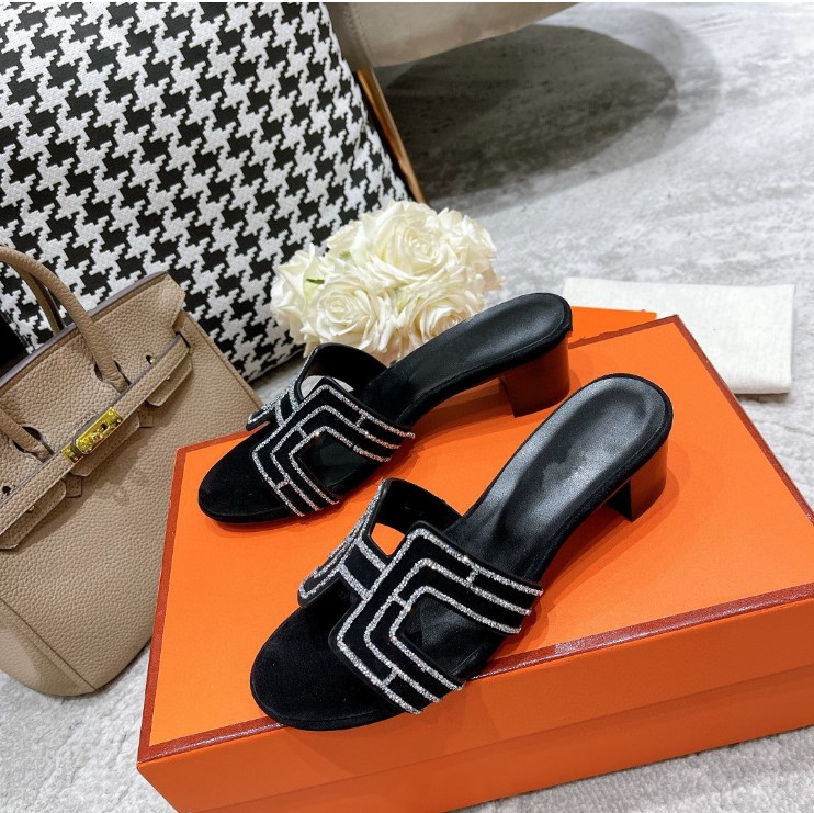 

Women's new design Slippers Non-slip beach shoes versatile chunky heel top quality real leather rhinestone female comfortable slipper casual sandals A50516