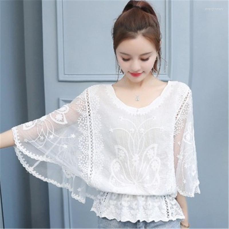 

Women's Blouses & Shirts 2022Womens Tops And WomenThree Quarter White Blouse Women Lace Shirt Sunscreen Outside ZY5595 Stre22, White b