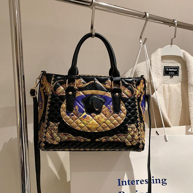 Designer bags Trendy Vers Handbag Classic Gold Plated Medusa Decorated Totebag Palace Print Shoulder Bag Hot Selling Square Large Capacity Messen