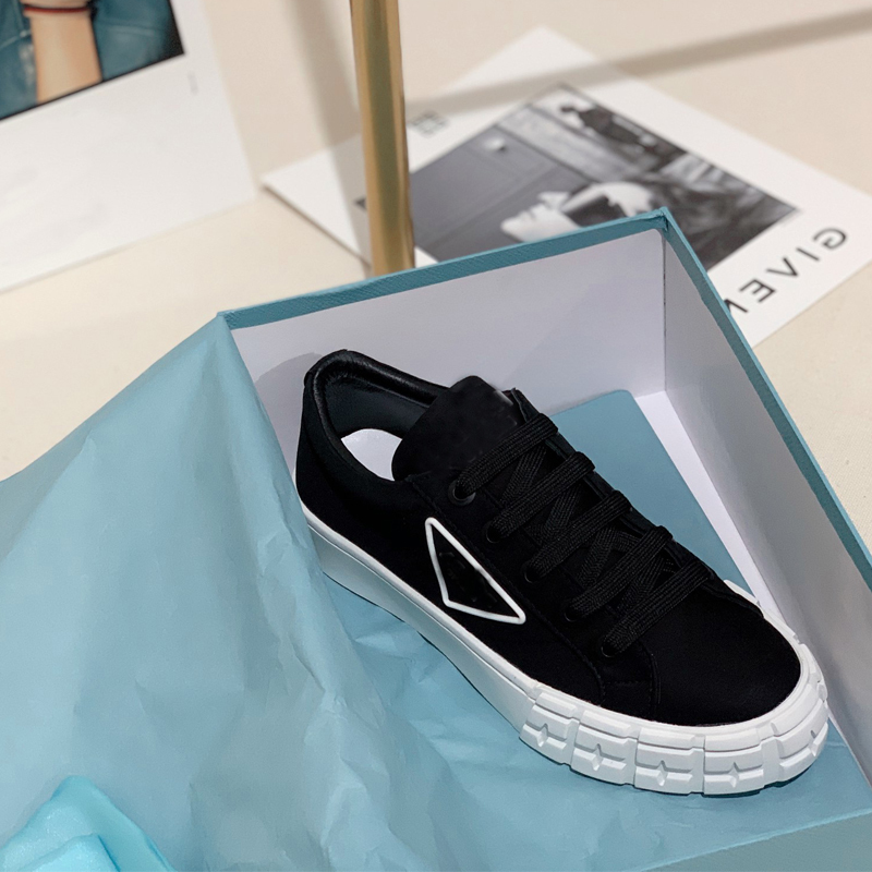 

Travel white black women lace-up 100% leather cloth gym Flat bottom designer platform lady, Extra shoebox