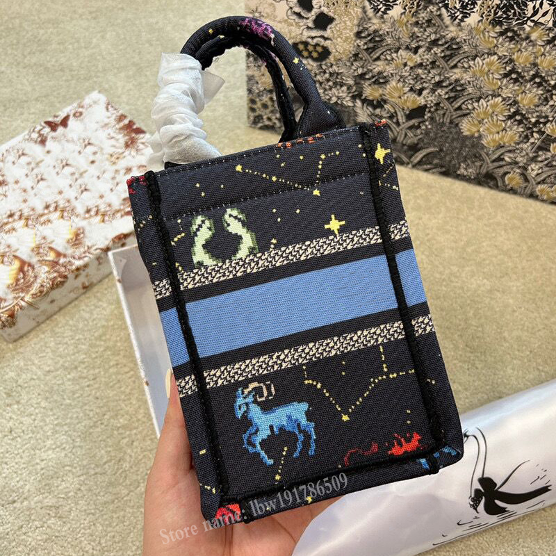 

Mini Designers Bags Handbag Shoulder Crossbody Bag high quality Inside and outside printing Casual Totes color animal pattern square embroidery Women Handbags, Black