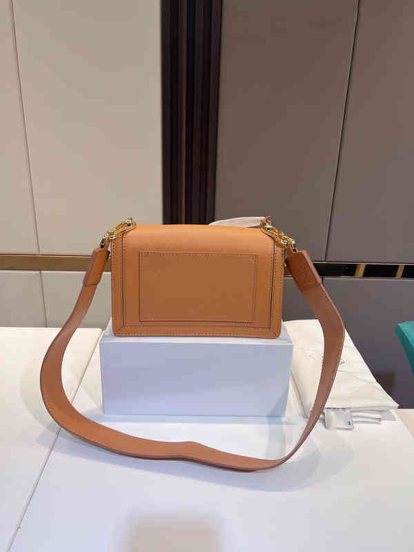 

Shoulder Bags Tote Women Luxury Genuine Leather Handbag Designer Crossbody Causal Stylish Saddle Female Purses 220325, Green