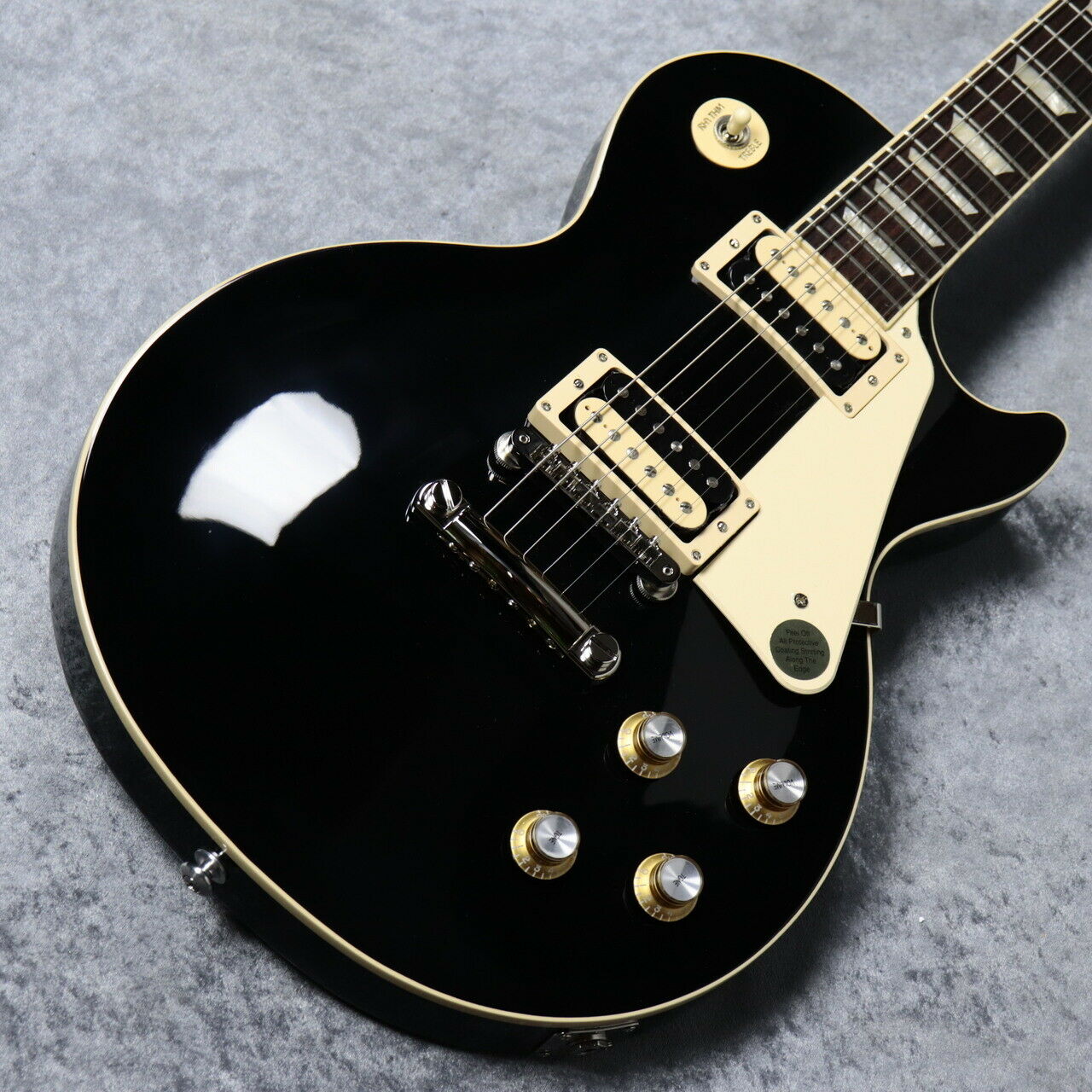 Paul Classic Translucent Cherry #2011204261F Electric Guitar-image-759817706