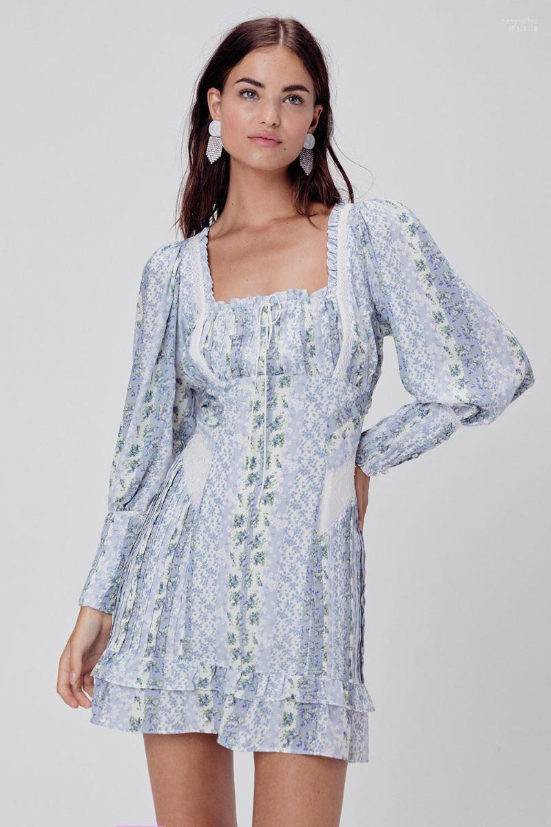 

Casual Dresses 2022 High Quality Luxury Runway Dress Vintage Square Collar Lace Patchwork Ear-edge Floral Lace-up Lantern Sleeve Party, Picture color