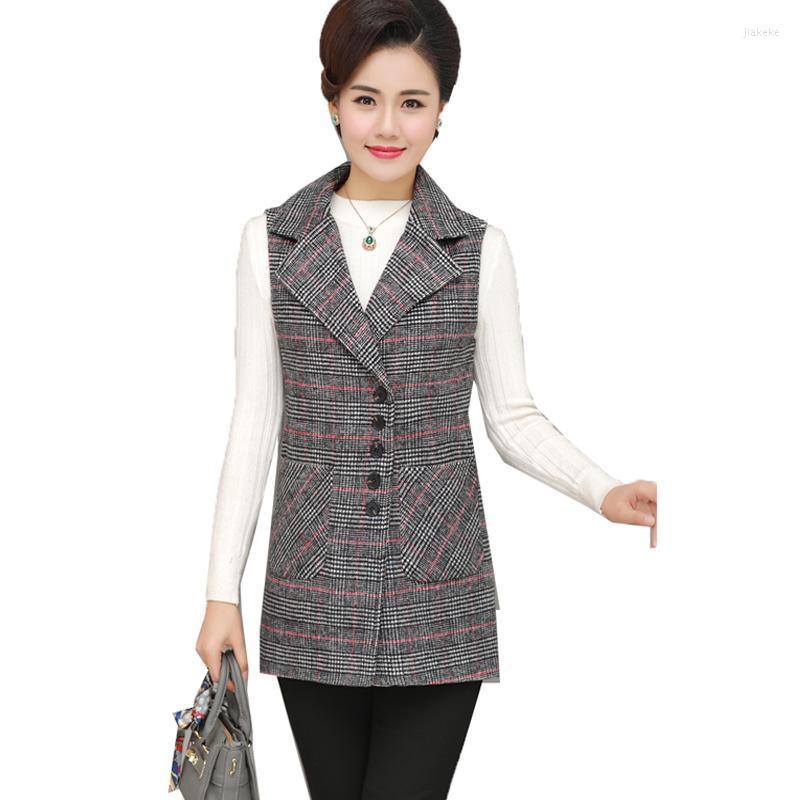 

Women's Vests 2022 Fashion Spring Autumn Middle Age Sleeveless Coat Female Waistcoat Plaid Vest Pockets Outwear Plus Size Clothes 5xl, Beige