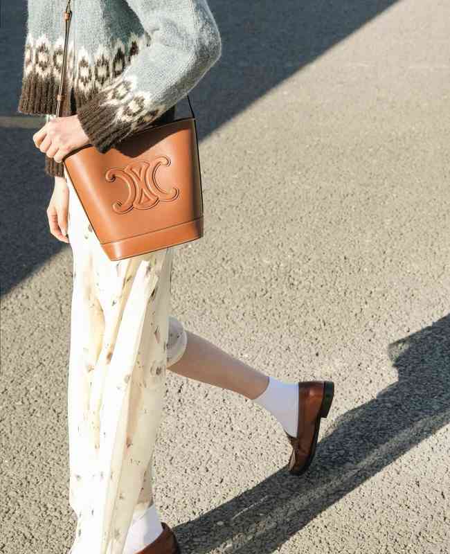 

Factory Direct Sale New Brand Ladies Bags Wholesale 2022 Same Door Bucket Leather Single Shoulder Messenger Female, Classic black