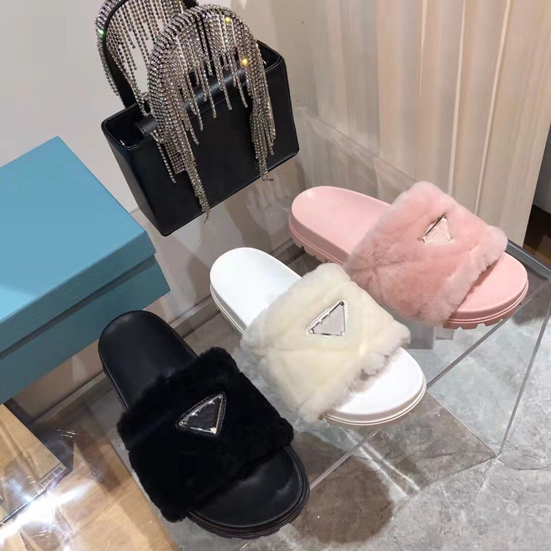 

Winter Women Designers Wool Slippers Fluffy Letters Flat Mule Slide Sandals Furry Warm Comfortable Fur Slipper Pink Black White With Original Box