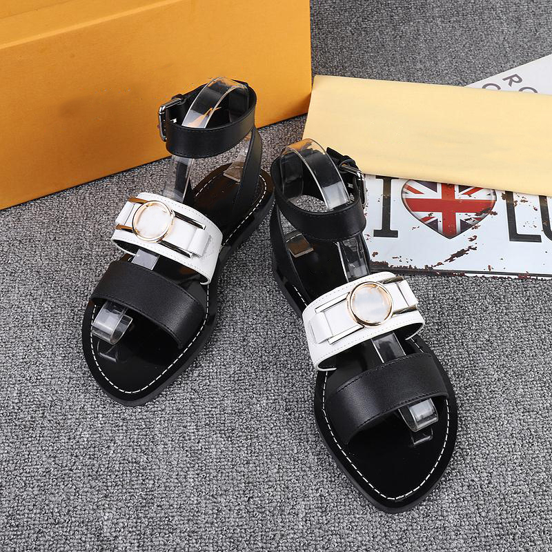 

2022 Popular Ankle Strap Cross Buckle Accessories Ladies Elegant Calf Leather Outsole Sandals Summer College School Flat Sandals With Box Large Size Eu35-43 NO363