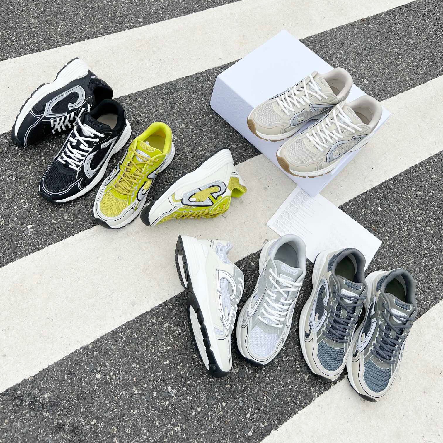 

With Box Designer B30 Sneakers Vintage Shoes Men Women Trainers Oblique Technical Leather Reflective Outdoor Sneaker Suede Fabric Mesh Shoe, If you want more pls contact us