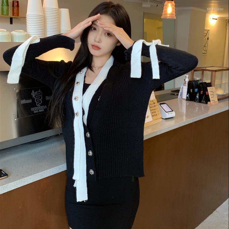 

Women's Knits & Tees Autumn 2022 Winter Harajuku Korean Fashion Top Personality Vintage Sweet Contrast Button Striped Knitted Cardigan Women, Black