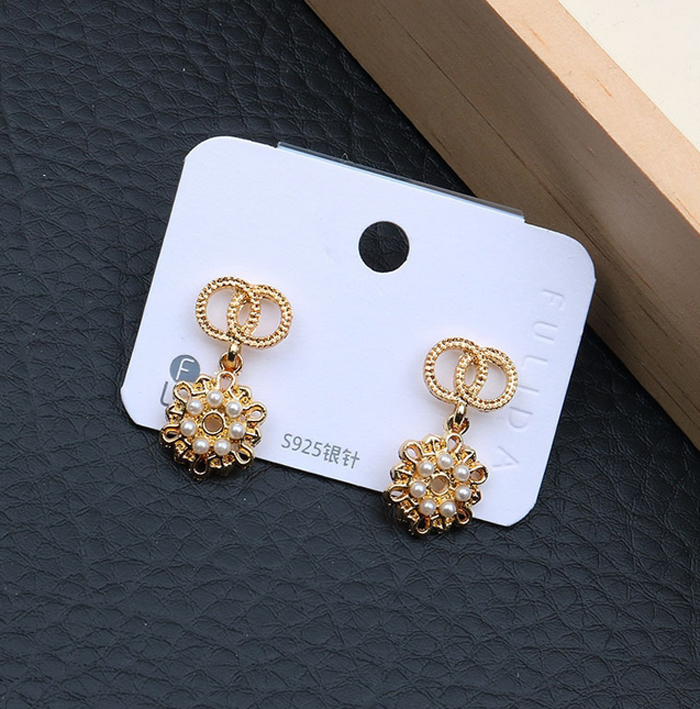 

20style Simple 18K Gold Plated Luxury Brand Designers Stud Geometric Famous Women Round Crystal Rhinestone Pearl Earring Wedding Party Jewelry