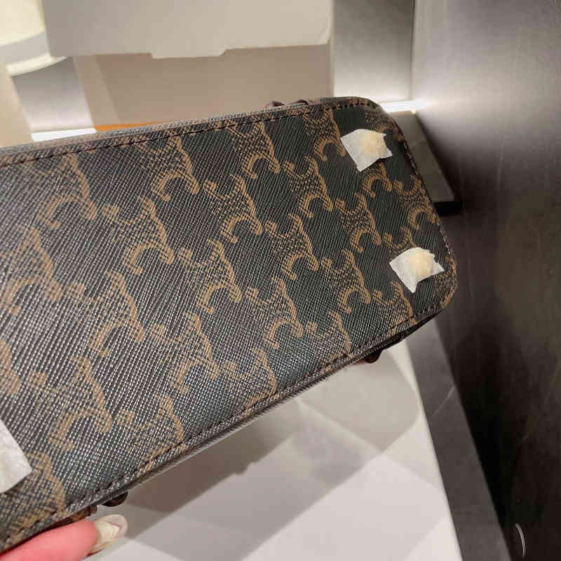 

LAL1 Bag female 2021 autumn and winter new portable Tabou shopping bag triumphal arch old flower basket Bucket Tote, Brown