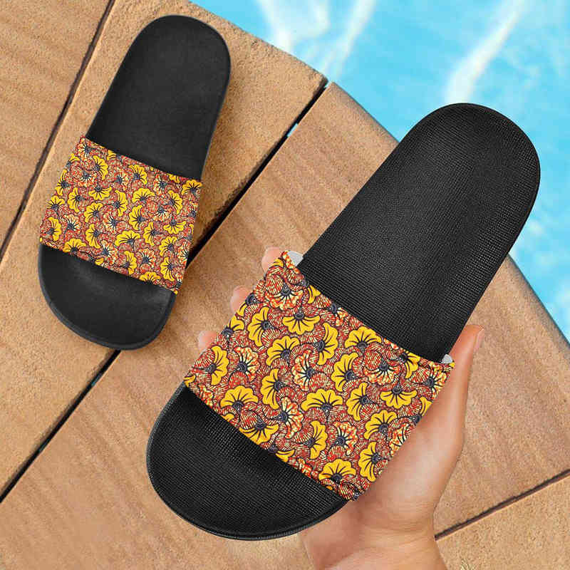 

Polynesian Style Color Gingko Leaf Printed Flip Flop Men's and Women's Black Slipper Flat, Custom drawing