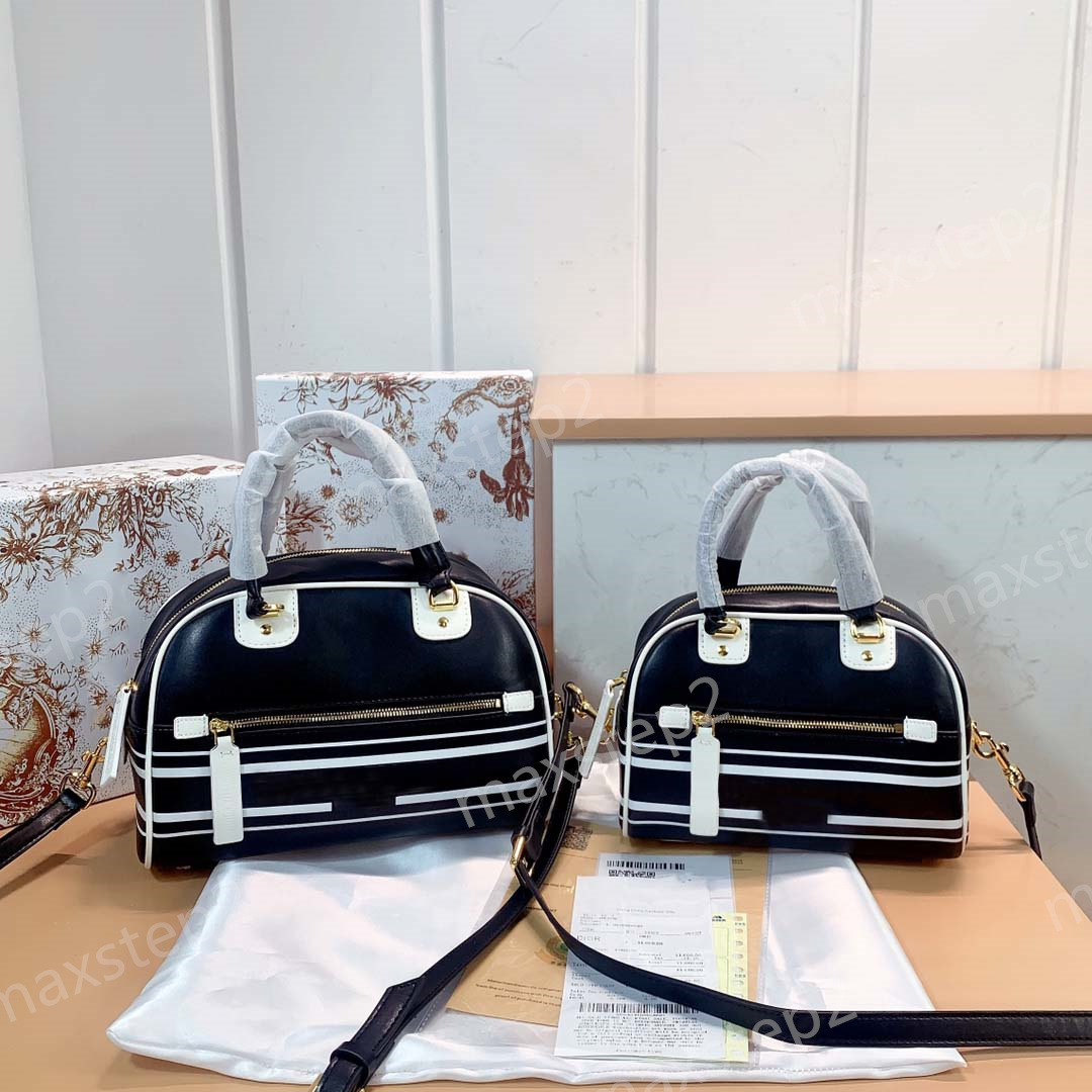 

22SS VIBE Zip Bowling Bag Mens Luxurys Sports Totes Bicourlor Smooth Calfskin Front Paris Logo Zipped Pocket Designers Travel bag Handbag