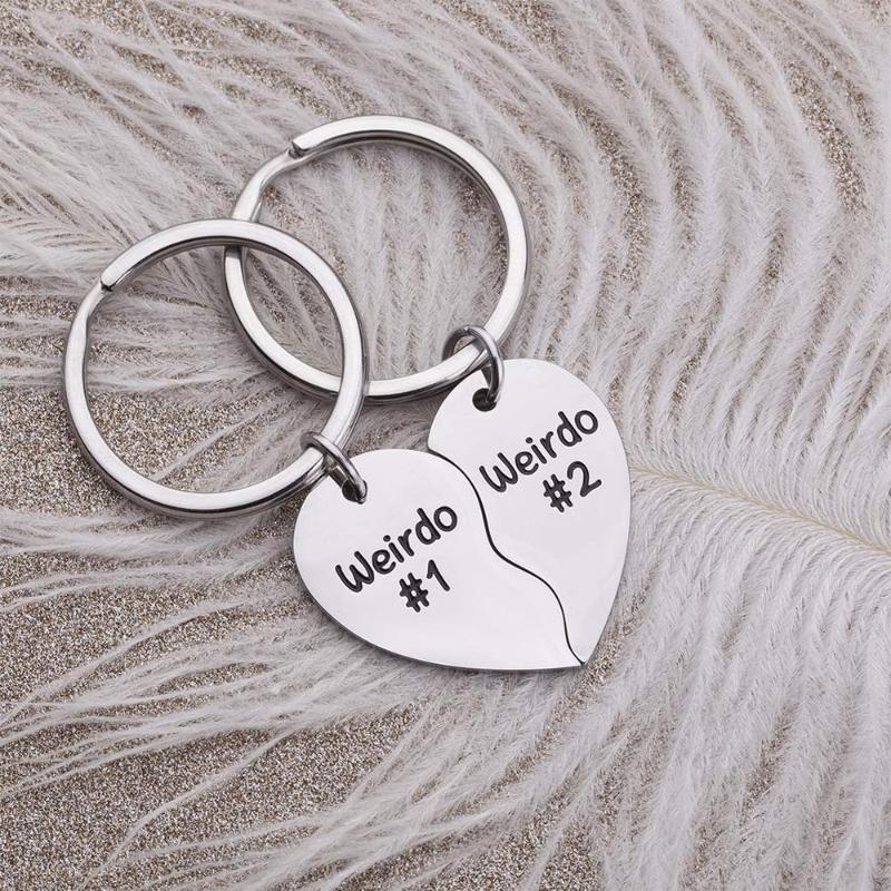 

Keychains Friends Keychain Keyring "Weirdo 1 Weirdo 2" Friendship Jewelry Gift For Teen Girls BFF Boyfriend Girlfriend Husband Wif