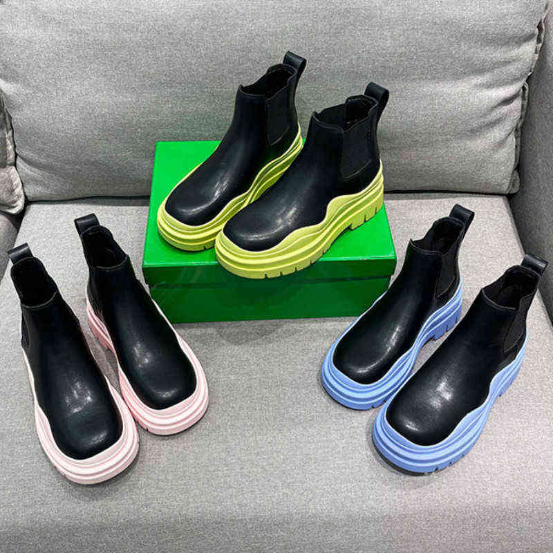 

Boots Women Designer Martin Boots 2022 New Fashion Color Matching Ankle Boots Versatile Sandals Lady Platform Shoes 220401, Blue ground