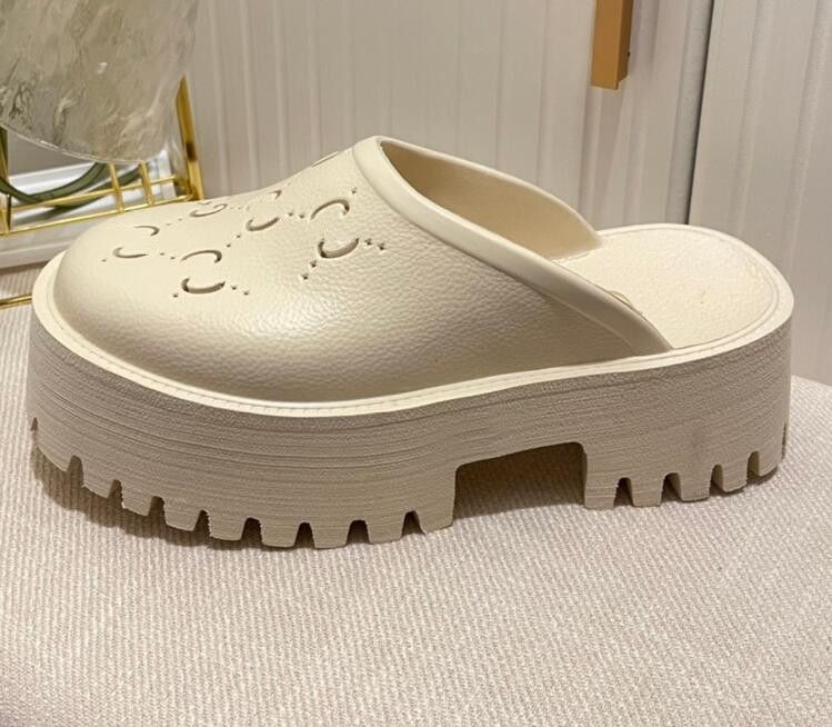 

Flat bottom punching and carving galoshes hollow rise Slippers Comfortable upper waterproof thick Women Summer punched hole bottomed 2.5cm and 5 cm Sandals, Grey