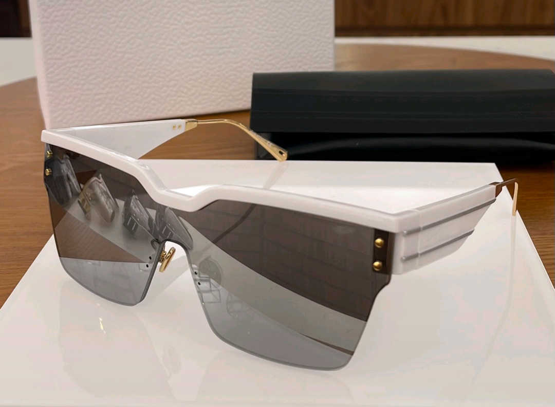 

Square Sunglasses White Silver Mirrored Lens Men Women Shades Sunnies for Holiday UV400 Protection Eyewear with