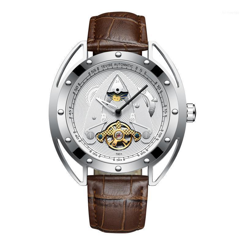 

Wristwatches Men's Watch Mechanical Multifunctional Automatic Waterproof WatchWristwatches, T831