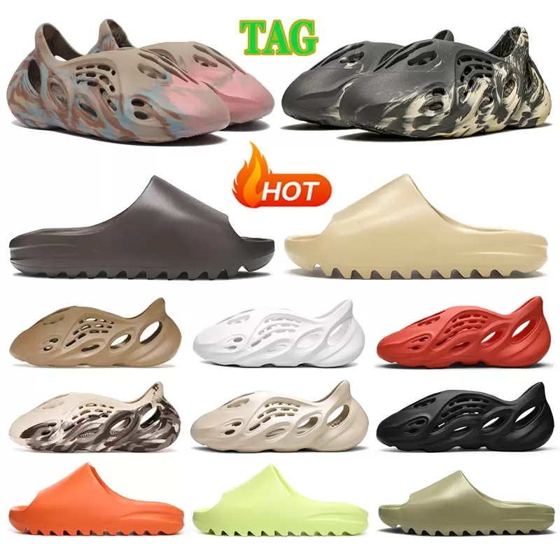 

Foam Runner Slippers Designer Slides Sandals Men Women Designers Sneakers Sandal Shoe Desert Sand Bone Earth Triple White Black Fashion Scuffs Flip Flops Trainers, 17