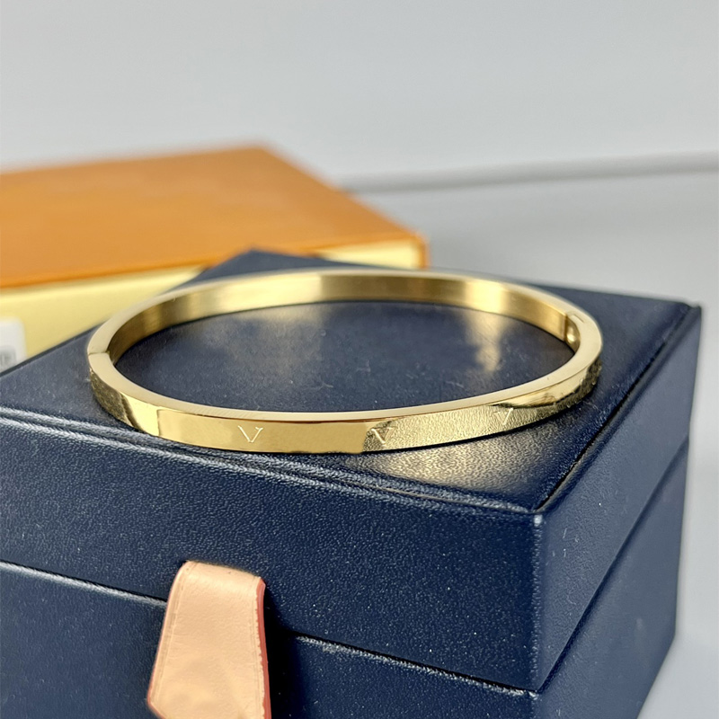 

Women Designer Bracelet Jewelry Diamond Silver Bangle Fashion Chain Link Pendent Gold Love Bracelets L Men Wedding Luxury High Quality