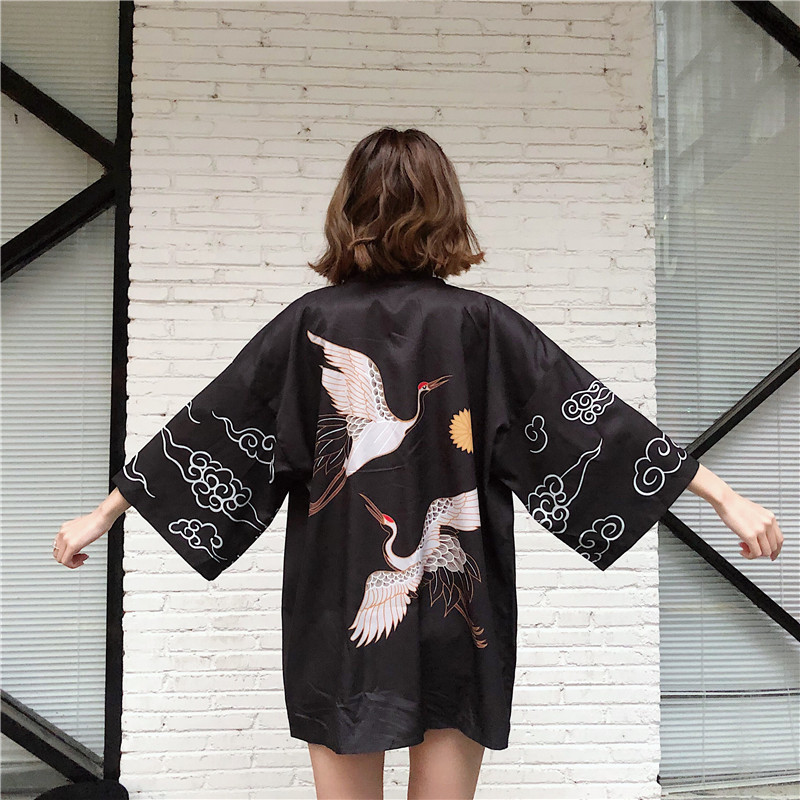 

2022 Kimonos Cardigan Yukata Women Japanese Kimono Traditional Unisex Harajuku Beach Loose Thin Shirt Sun-protective Shirts Coat