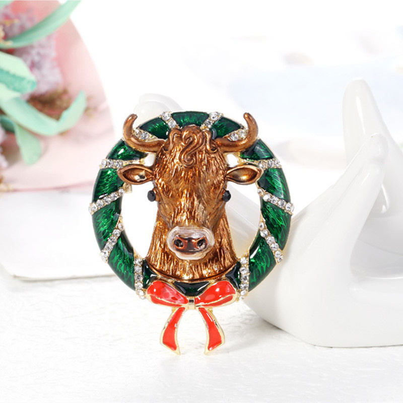 

European Christmas Animal Deer Brooch Drop Oil Alloy Bow Corsage Badge Holiday Decoration Crystal Clothes Lapel Pins Bag Sweater Clothing Ornaments Accessories