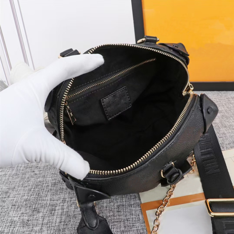 

202 Fashion Designers Tote Petite Malle Bag Souple Handbags Wild at Heart Shoulder Bag Monograms Empreinte Purse Wallet, ###