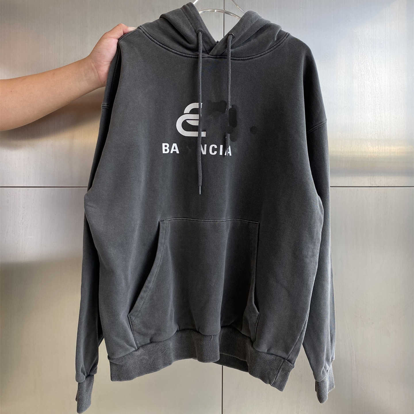 

2022 Men' Hoodies & Sweatshirts Letter printed hooded pullover sweater casual simple long-sleeved top for men and women, Gray