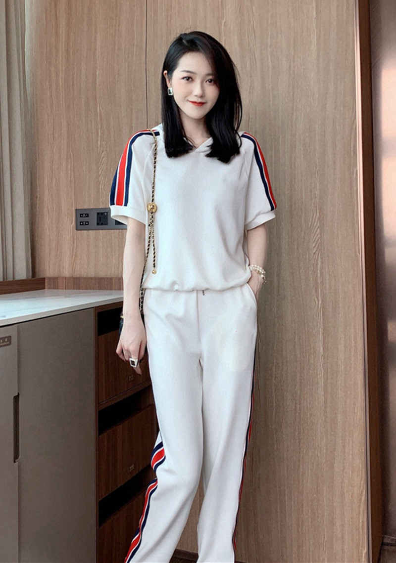 

Designer Women' Tracksuits Suit 2022 New Thin Summer Knit Cotton Loose Fashion Casual Two Piece High Quality, White