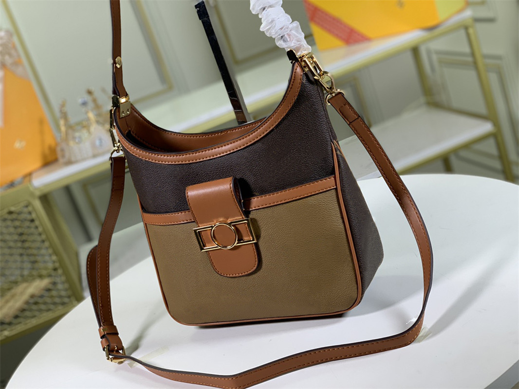 

2022Famous Brand Designer Messenger Handbag Tote Leather Vintage Pattern Crossbody Handbag Purse New Shoulder Bag Clutch Tote H0051