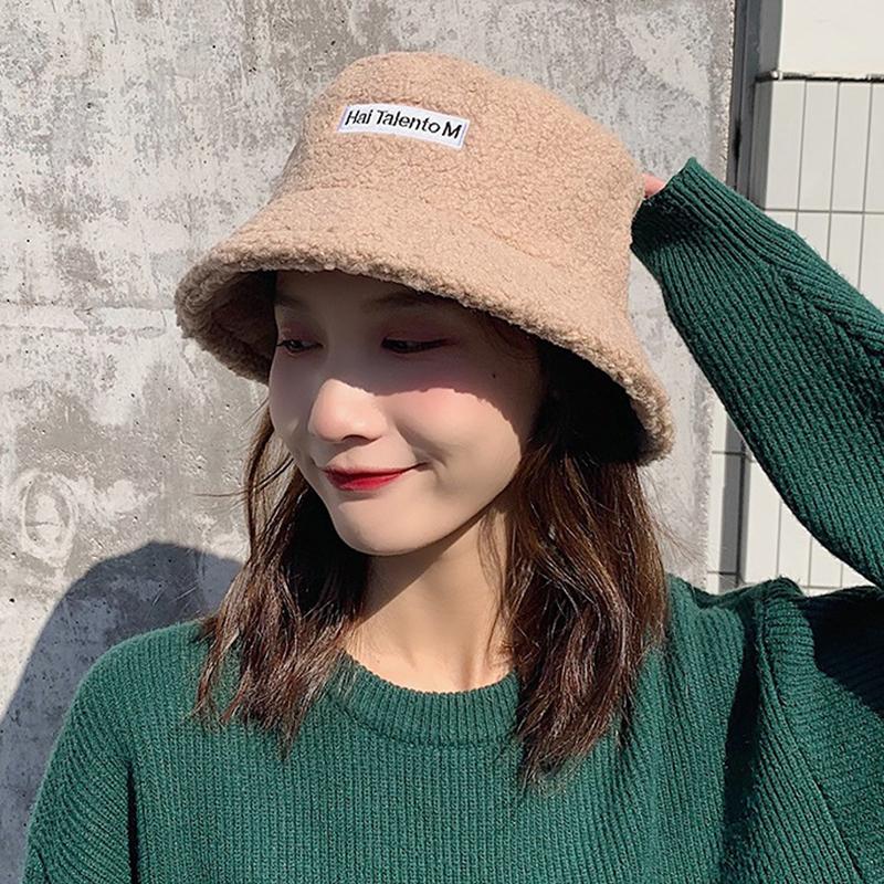 

Berets Frog Women Warm Bucket Hats Lady Autumn Winter Outdoor Panama Fisherman Cap Hat For WomenBerets, White