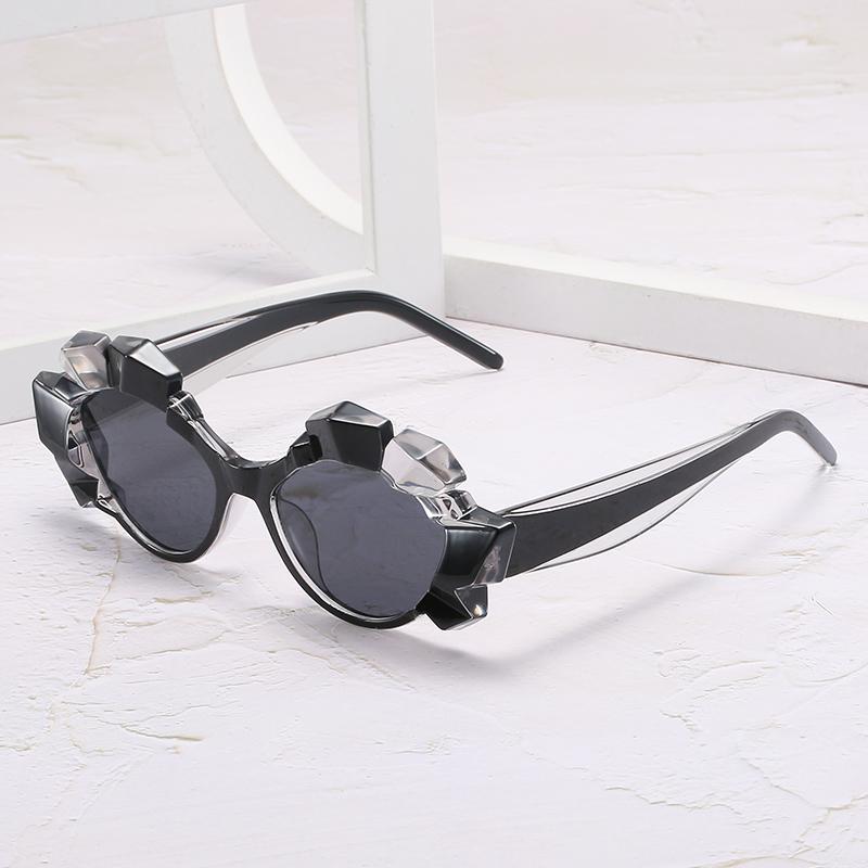 

Sunglasses Fashion Cat Eye Women Men Brand Designer Trend PC Lens Frame Imitation Crystal Luxury Lady Style SunglassesSunglasses