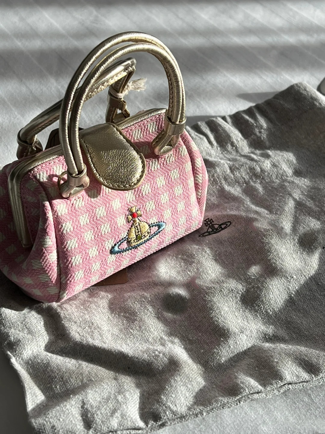 

High Quality Women Designer Fashion Shoulder Bags Handbags chains letter purse bag wallet temperament cross body totes, Pink