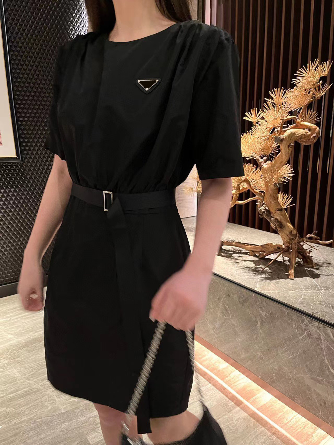 

2022 women Jumpsuits new fashion sexy brand Rompers denim jacket Limited edition with waist bag high-end quality Perfect details long shirt spring short sleeves, Black