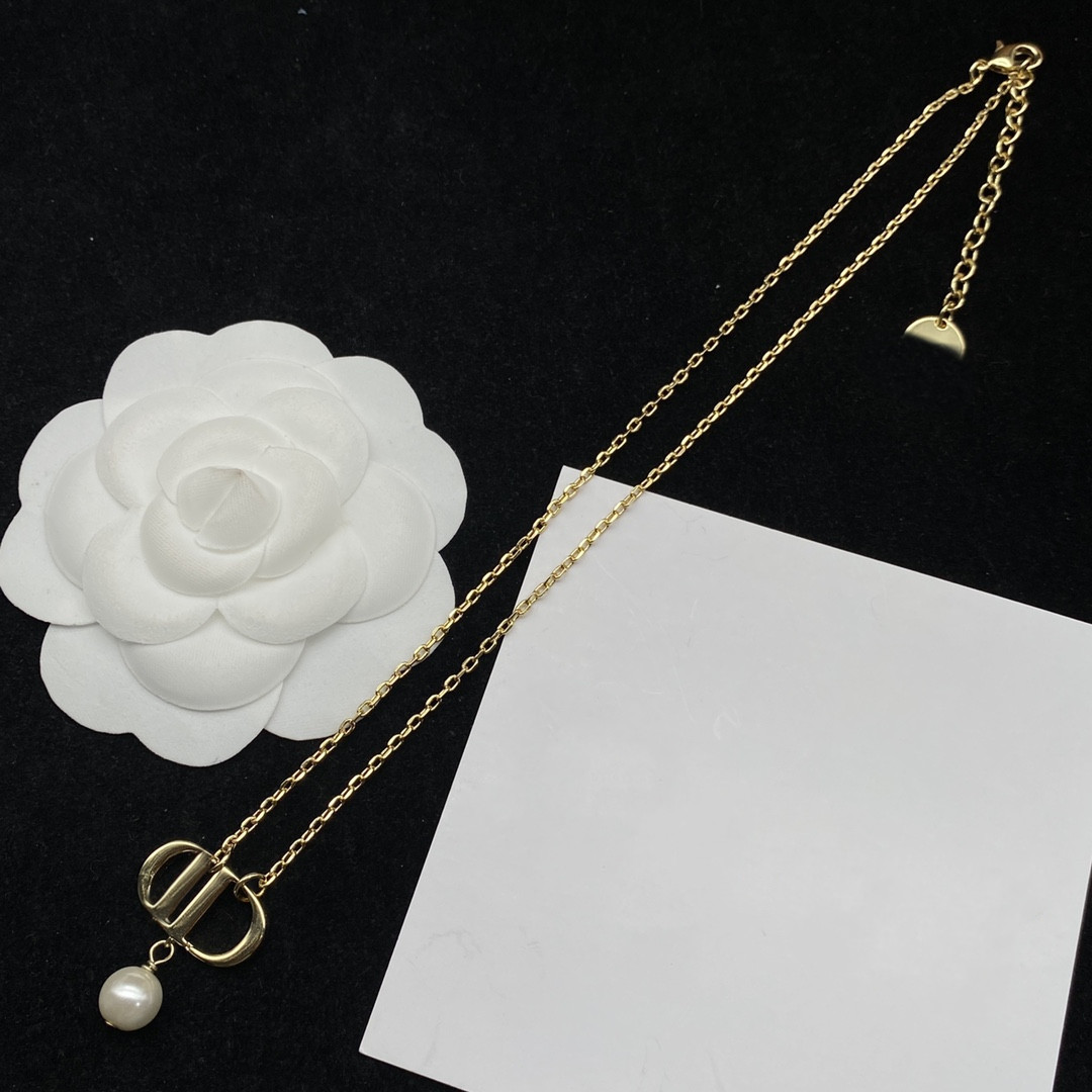 

Necklace High Quality Luxury Square Gold Jewelry Ladies Engagement Wedding Party Valentine's Day Gift