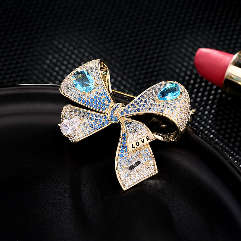 

Designer Brooch Women Lady Bow Pins Suit Brooches for Woman Fashion Corsage Colorful 3A Zircon Vintage Elegant Luxury Dress korean Style Pin