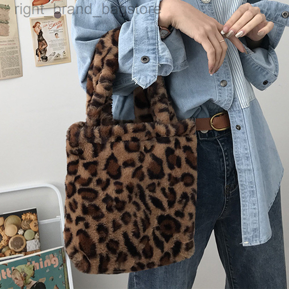 

Fashion Soft Plush Women Handbag Leopard Faux Fur Bag Designer Small Fluffy Tote Mini Zebra Pattern Shoulder Bags for Women New W220813