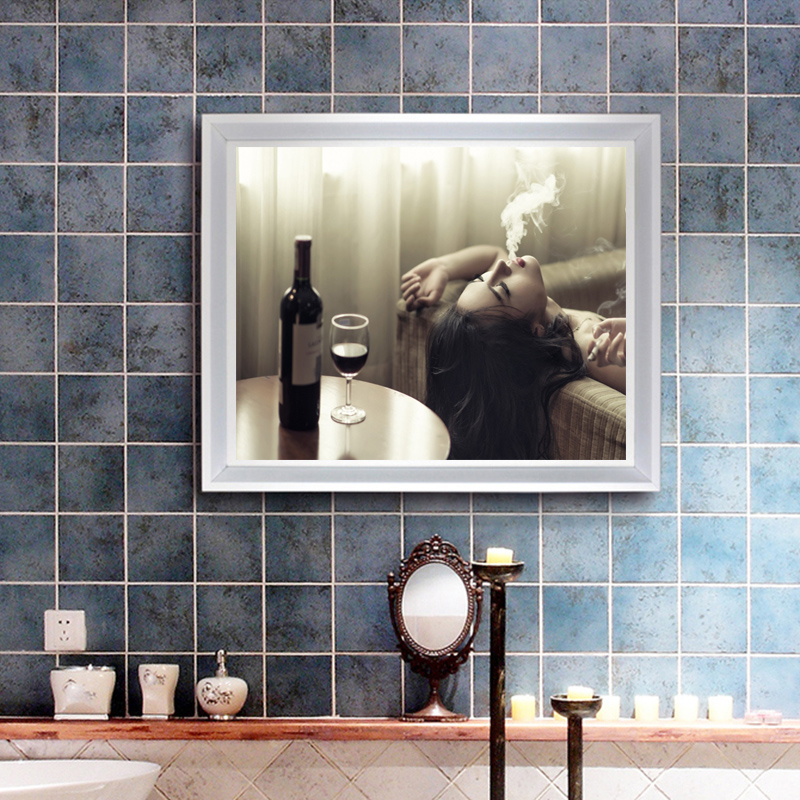 

Sexy Women Smoking Bathroom Decorative Painting Toilet Posters Canvas Painting Modern Prints Wall Art Home Decor NO FRAME