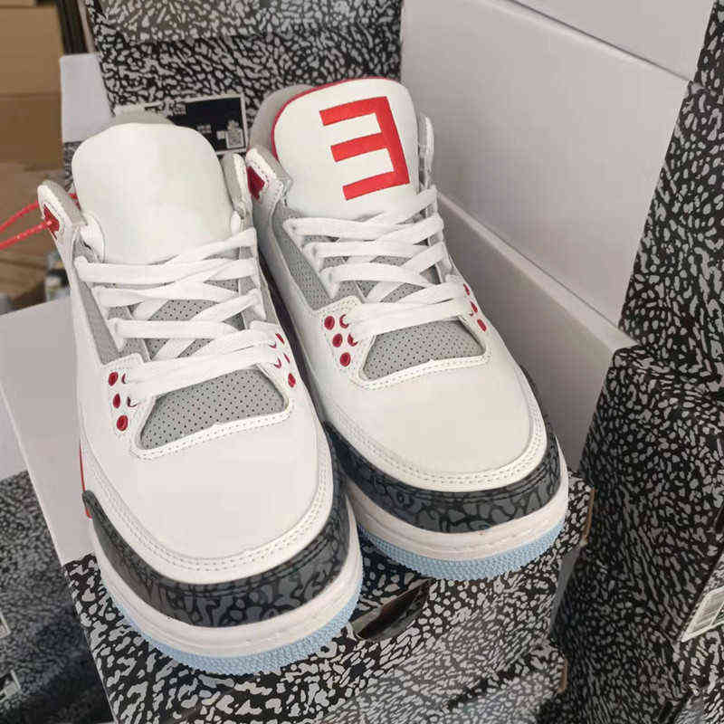Releases Dark 2022 Iris Napolitan Basketball Chaussures Fire Red Pe Hommes et Femmes