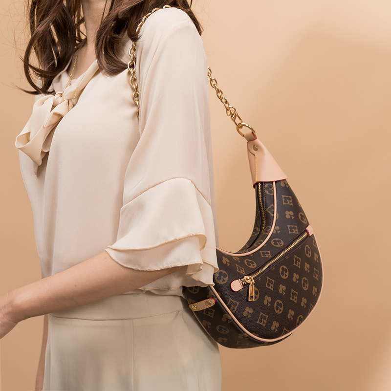 

Wholesale ladies leathers shoulder bags sweet little fresh printed chain bag elegant atmosphere black ladies handbag street trend contrast leather backpack, Coffee-134