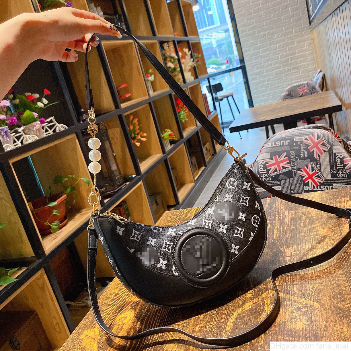 

LVs louiseitys viutonitys YSLitys GGitys luna hobo moon bag pea buns luxury brand designer bag women shoulder clutch handbag crossbody, Pink