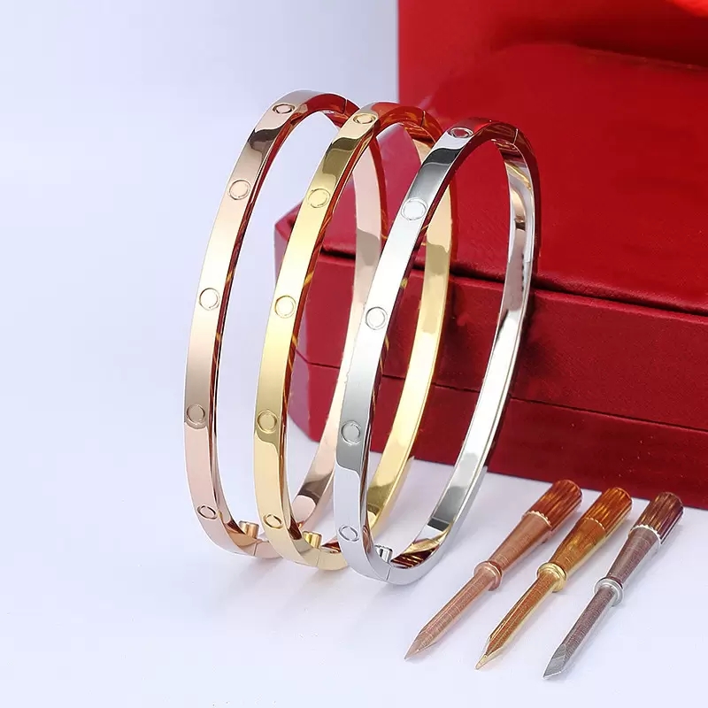 4 MM Mince Créateur De Mode Bracelet Amour Coeur Bracelet Argent Or Rose Or Dames Hommes Tournevis Couple Bracelets avec sac d'origine