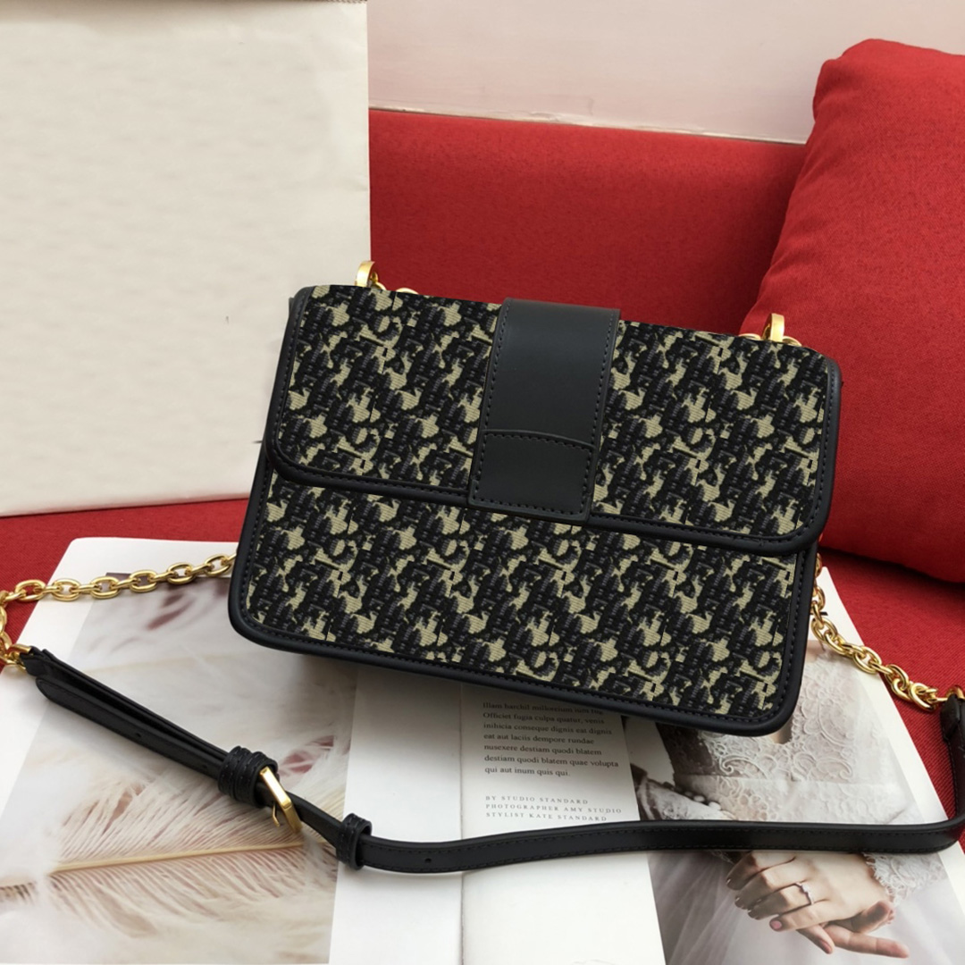 

Mini ladies Shoulder Bag Designer Lady canvas letter chain handbags womens fashion flap messenger Crossbody Bags designer wallets, Black mini