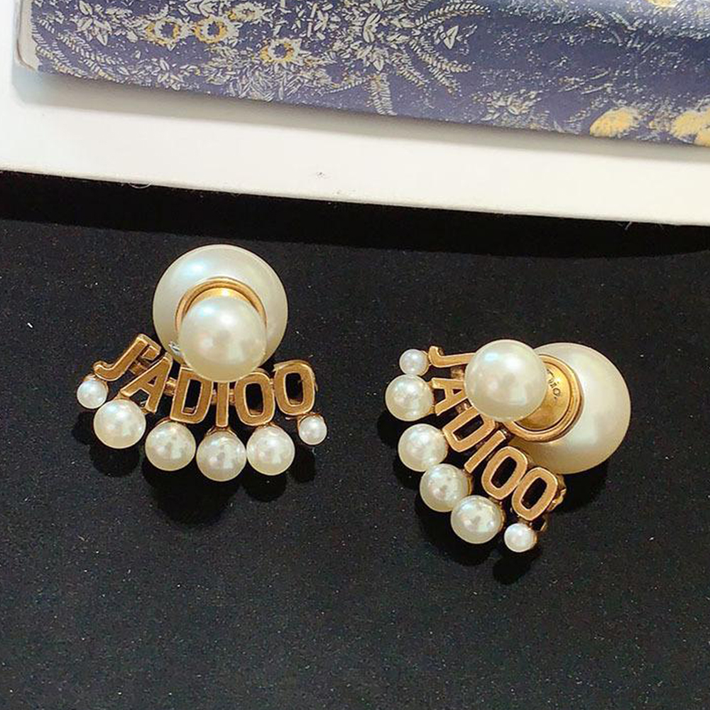 

Luxury Women Designer Stud Earrings Full Preal Brass Engagement Earring