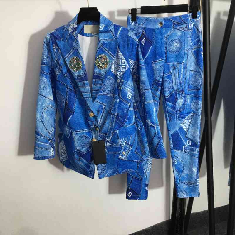 

Womens Two Piece Pants Co-branded Denim Fashion Print Blazer With Straight Blue Trousers 2 Piece Sets Luxury Designer Tracksuits