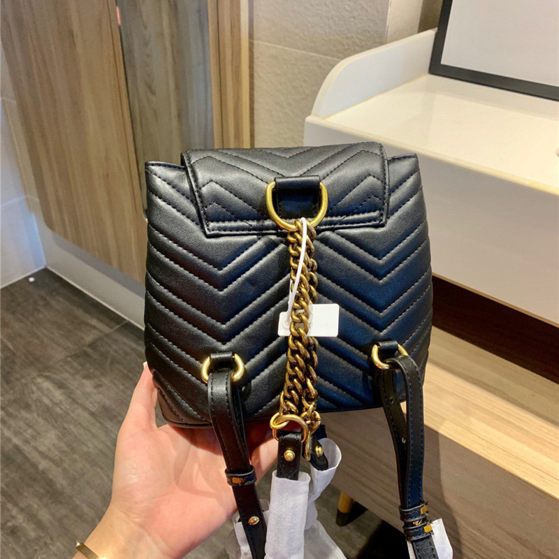 2022 Nouveaux créateurs de luxe Vente chaude sac à dos Lady Fashion mini sacs Sacs à main Lettre Plaine fourre-tout Intérieur Fente Poche Couvert