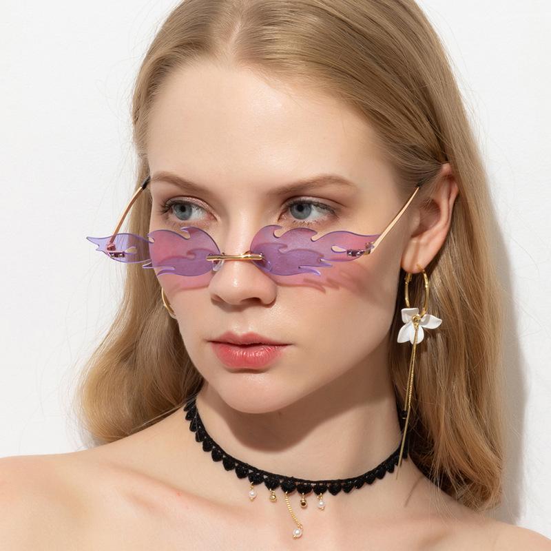 

Sunglasses Steampunk Fire Flame Women Designer Sun Glasses Female Metal Small Frame Pink Purple Mirror VintageSunglassesSunglasses