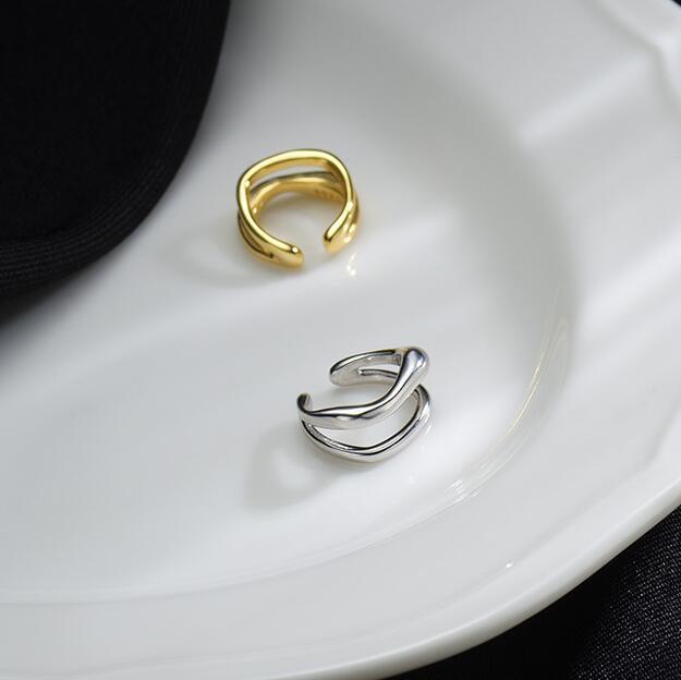 

Clip-on & Screw Back Simple Style Irregular Hollow Ear Clip Female Without Hole 2022 Trendy Circle Bone Earrings