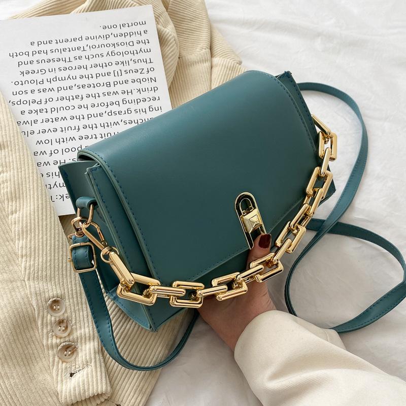 

Evening Bags Light Chain Retro Fashion Simple Shoulder Bag Messenger Portable Small Square Women's BagsEvening, Black